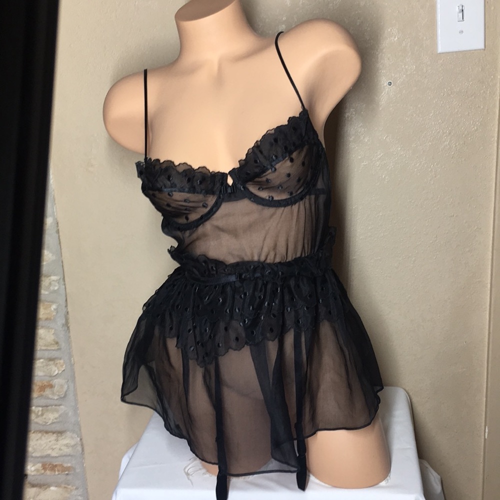 34B Victoria's Secret Designer Collection Lingerie
